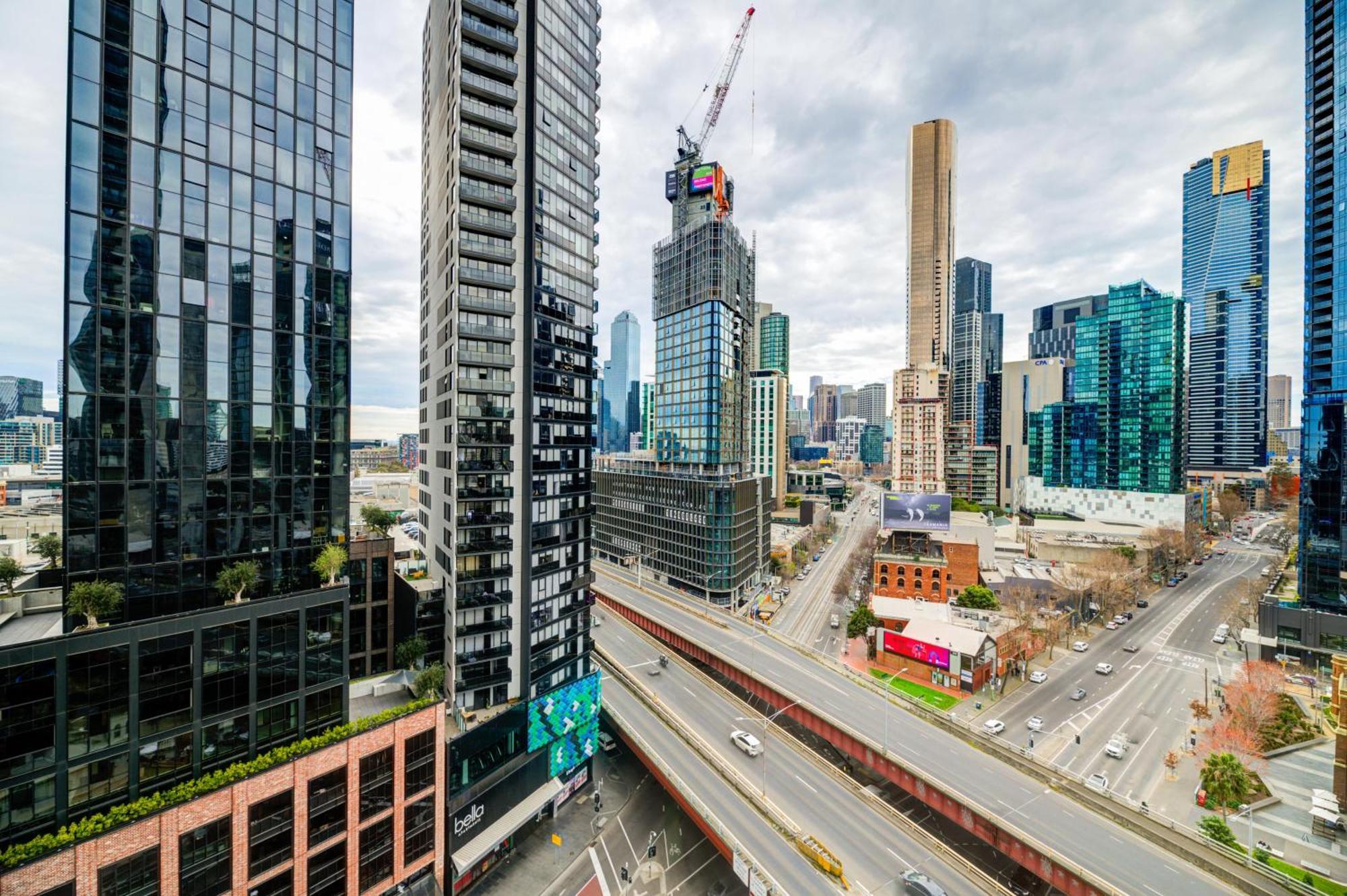 Mega Style Apartments Mainpoint Melburne Habitación foto